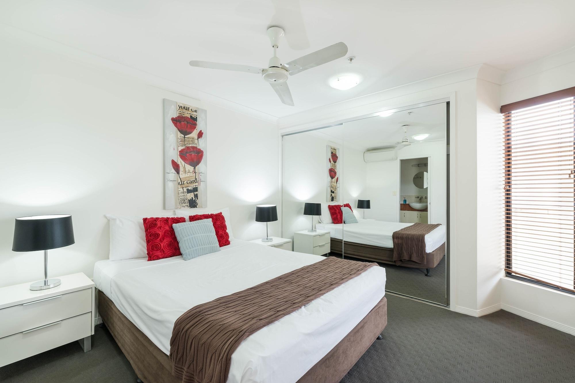 Jack And Newell Holiday Apartments Cairns Kültér fotó