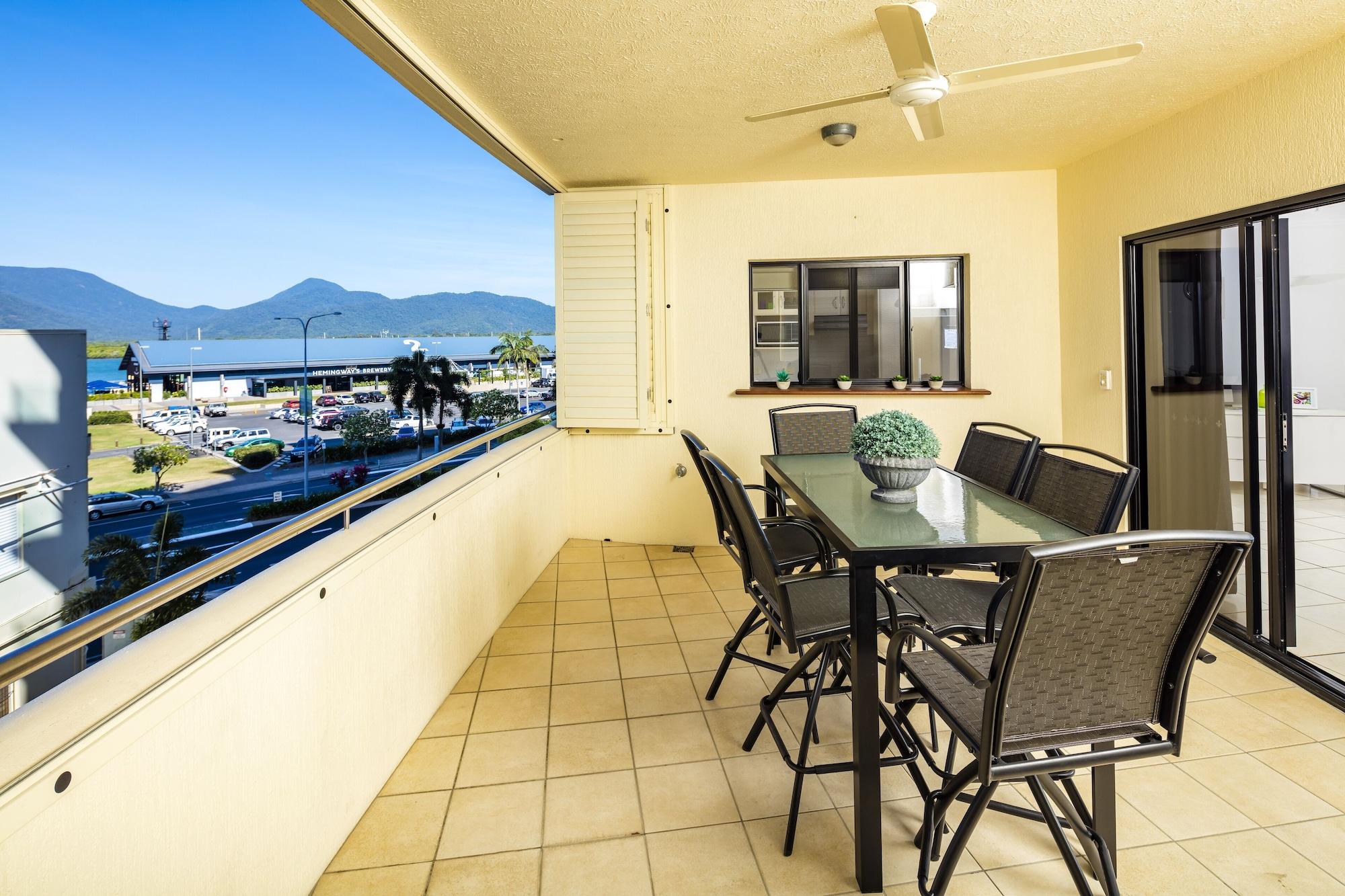 Jack And Newell Holiday Apartments Cairns Kültér fotó