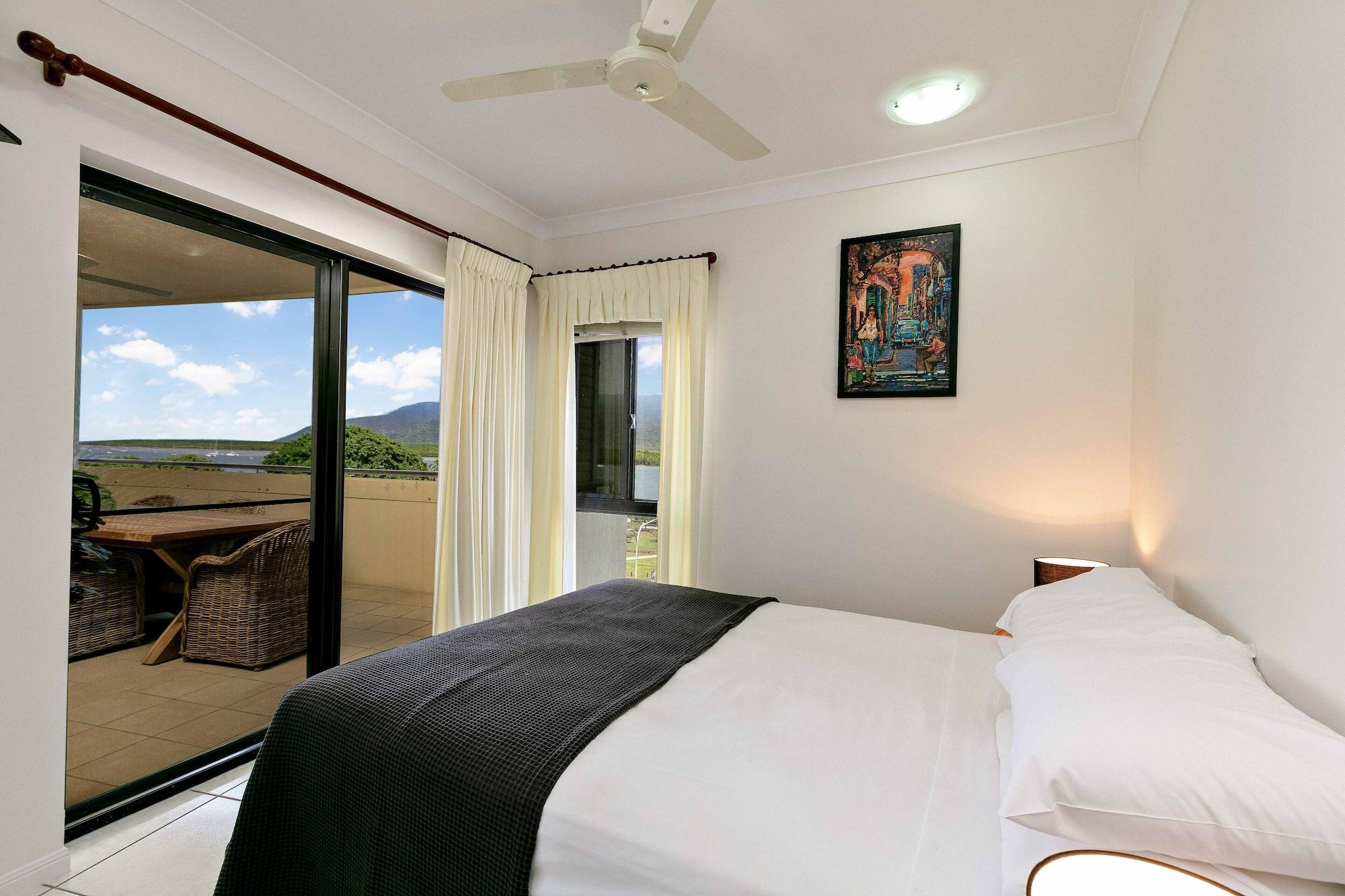 Jack And Newell Holiday Apartments Cairns Kültér fotó